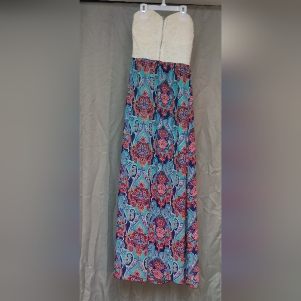 Strapless rue 21